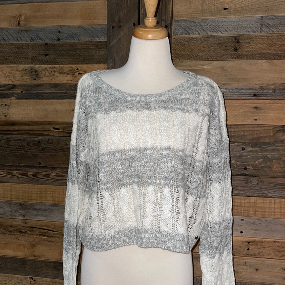 Abercrombie & Fitch Sweater